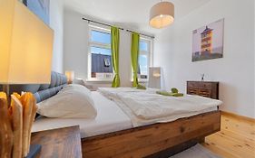 Infinity Stay: Bis zu 6 Personen Zentrumsnah Wassernah Netflix